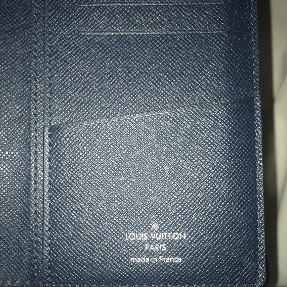 Louie Vuitton wallet - Picture 2 of 7